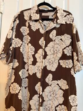 Island Republic Men’s XL Brown Cream Floral Hawaiian Resort Button Shirt